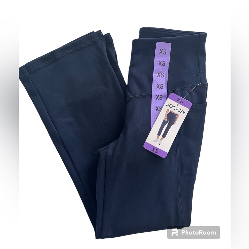 Jockey Ladies' Yoga Capri in Navy Blue for Woman, Size XS